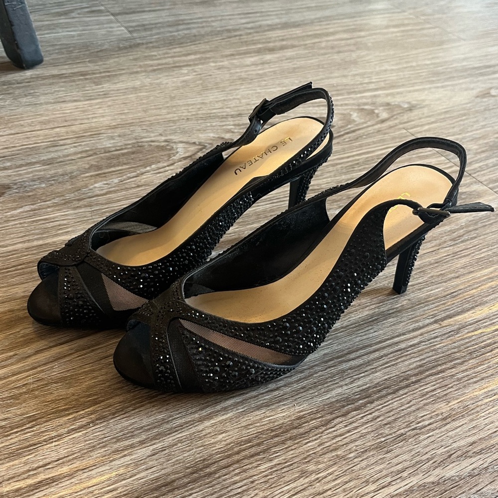 Le Chateau Elegant Black Slingback Heels - Picture 2 of 4